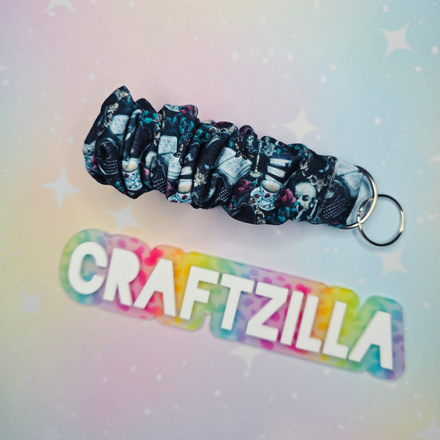 On-The-Go Keychain - Dark Academia
