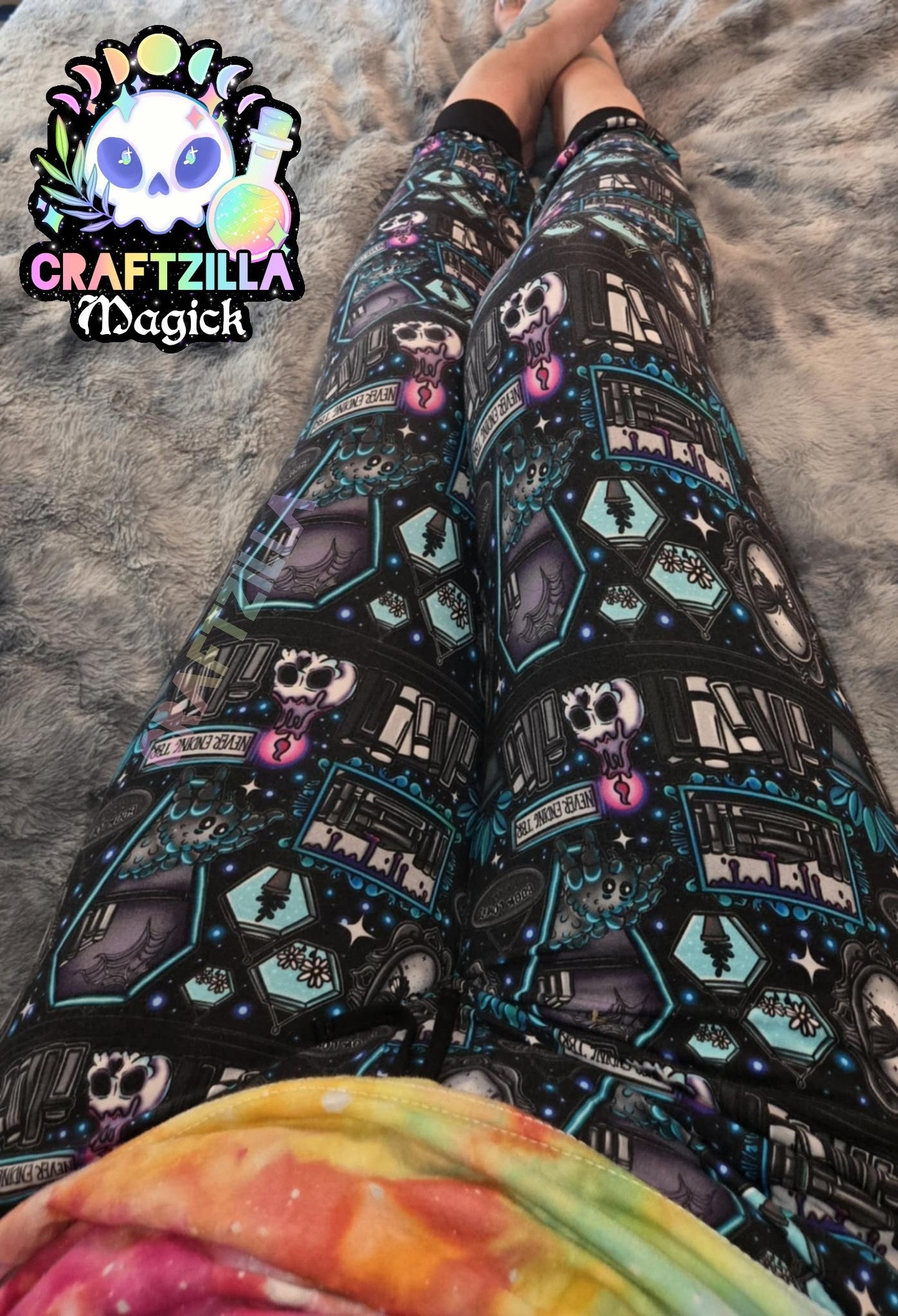 Book Nook - Adult Joggers RTS