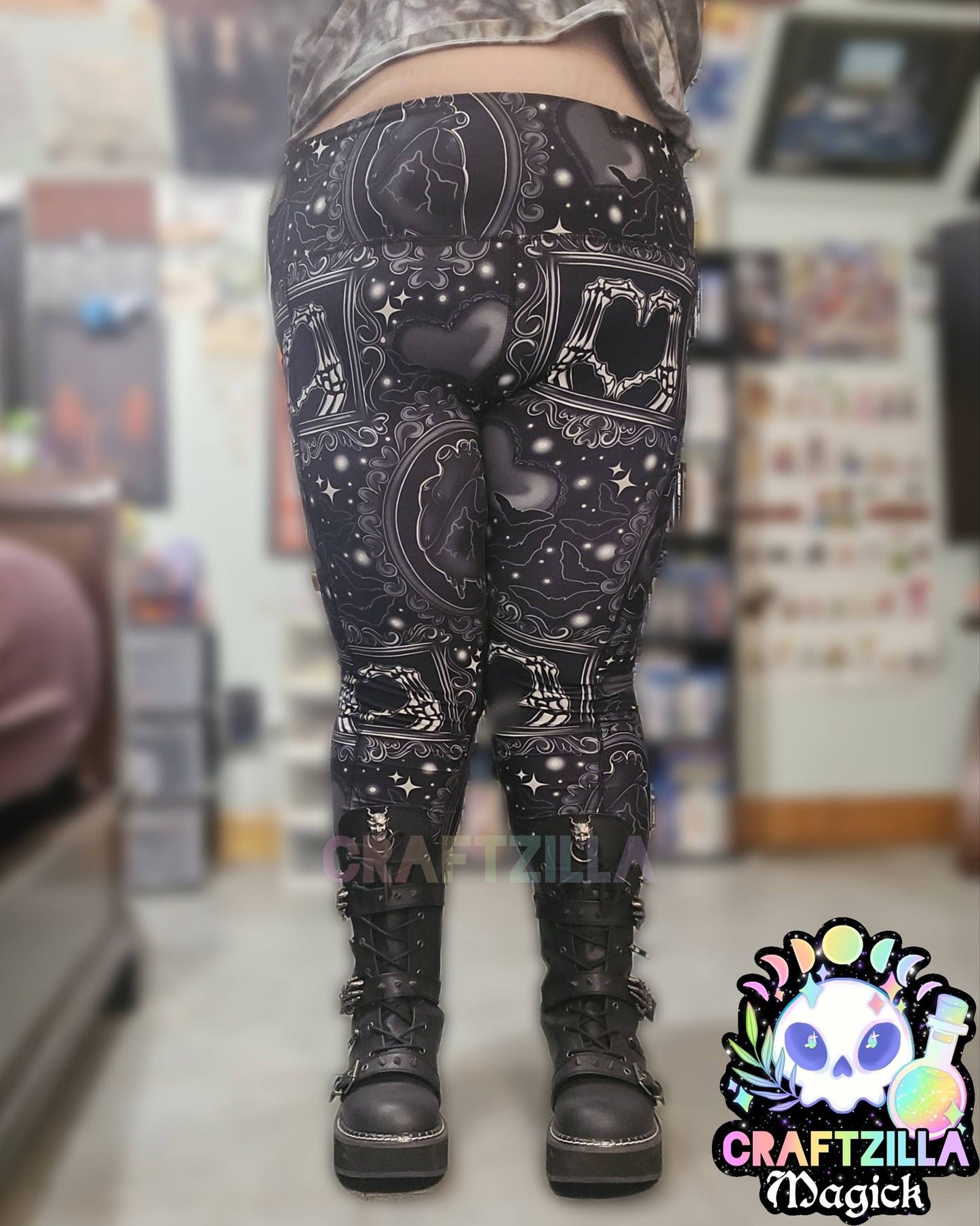 Gothy Vday Magickal Pocket Leggings
