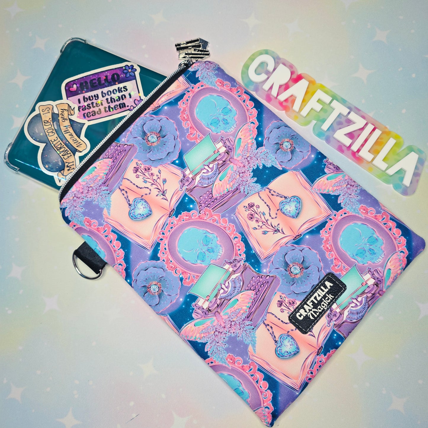 Basic E-Reader Sleeve - Love Lockets