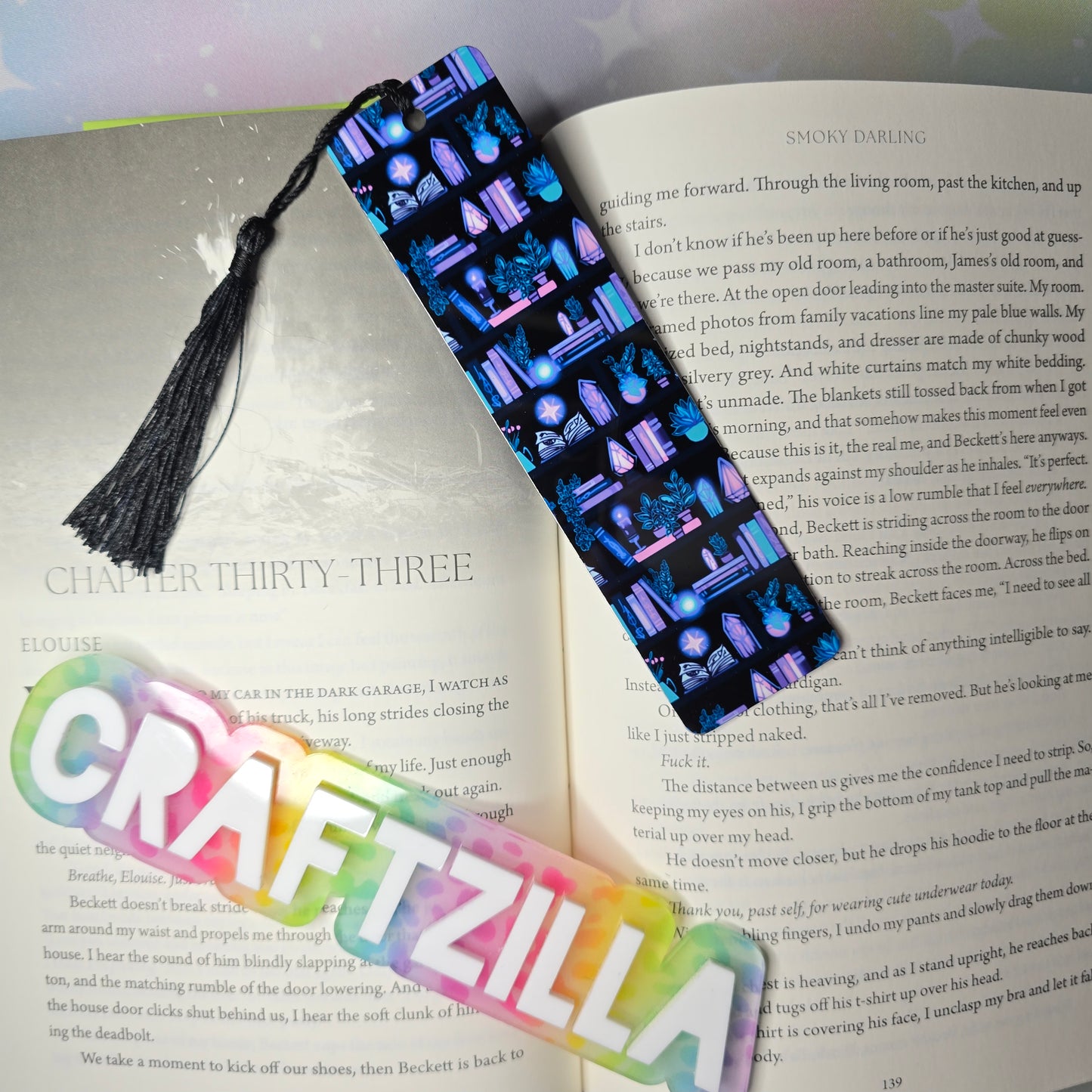 Metal Bookmark - Glow Shelf